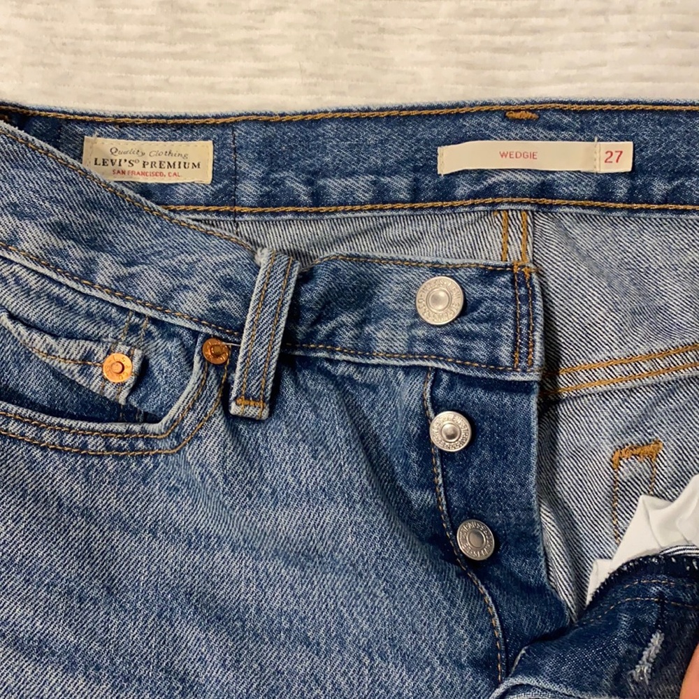 Levis wedgie straight leg jean